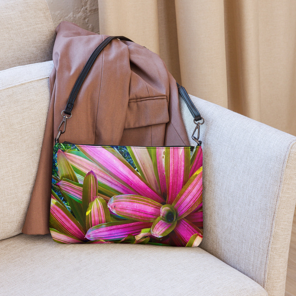 Bromeliad Fiesta / Crossbody Purse