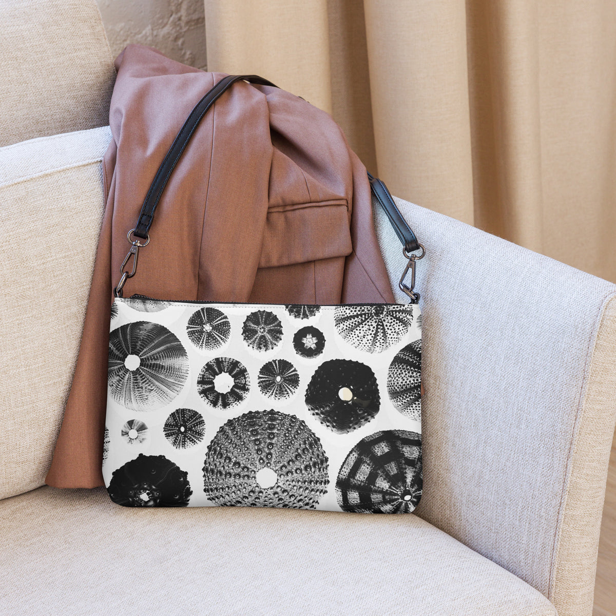 Beachcombing / White/ Crossbody Purse