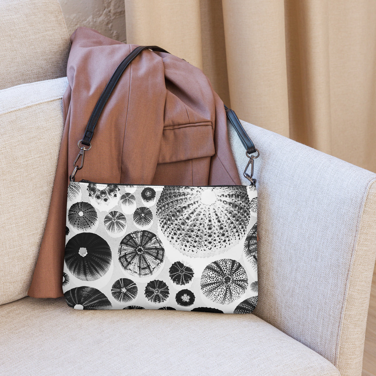 Beachcombing / White/ Crossbody Purse